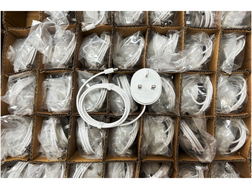 GOOGLE GKC2H Für Google Nest Wifi Pro img-GSB599_02