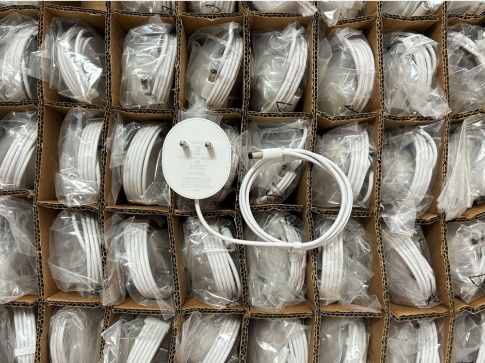 GOOGLE GKC2H Für Google Nest Wifi Pro img-GSB599_03
