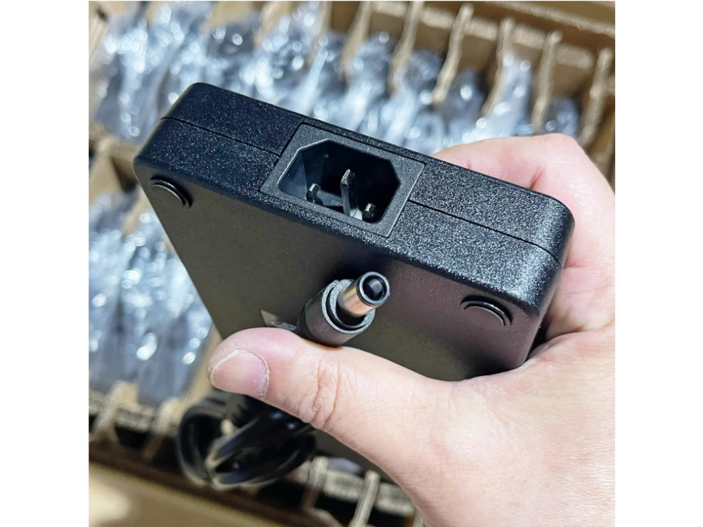 FSP FSP330-AAAN3 Für FSP FSP330-AAAN3 7.4*5.0MM AC adapter img-GSB616_01
